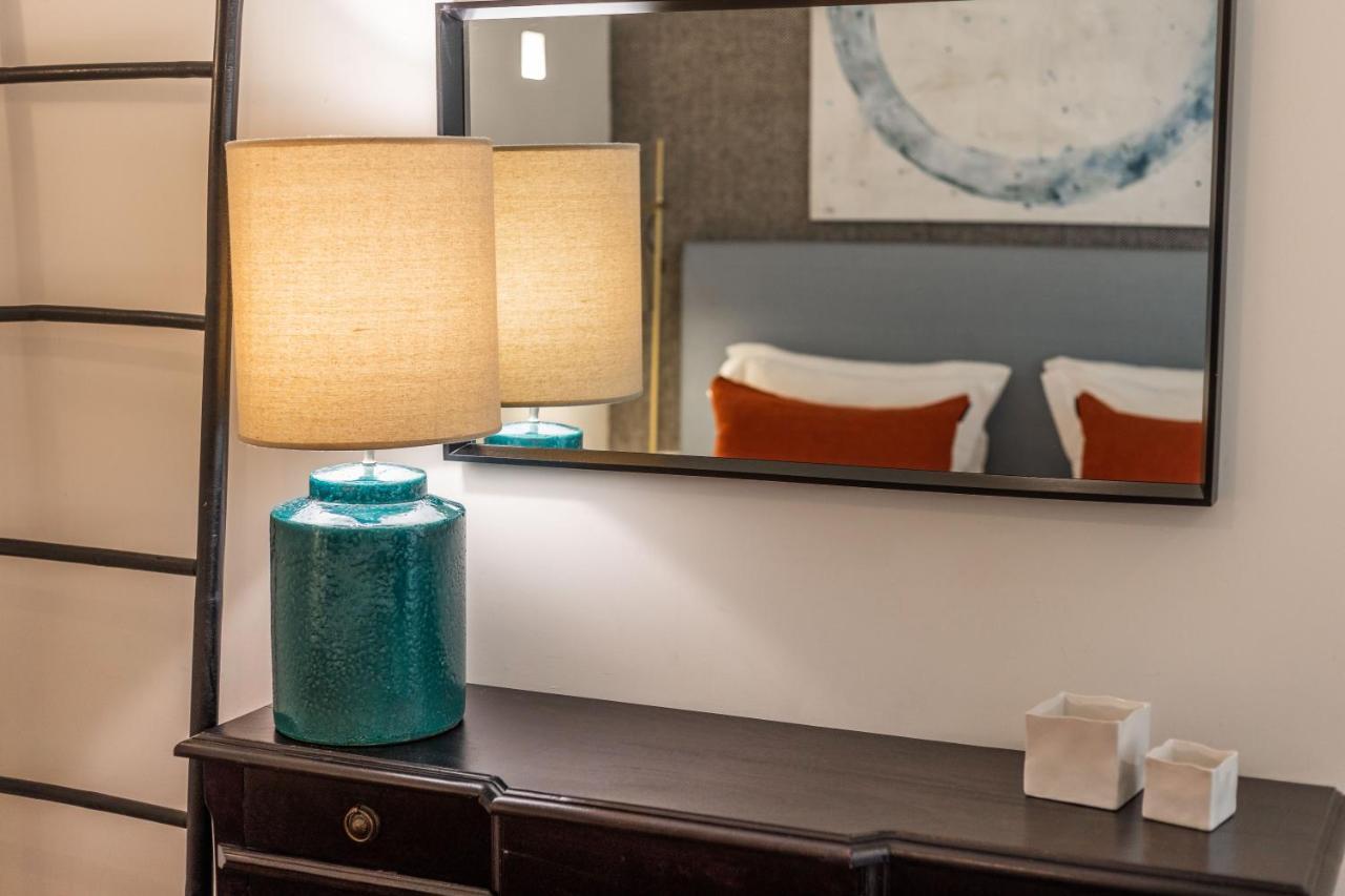 Apartamento Chic Tailor Made Flat In Chiado Lisboa Exterior foto